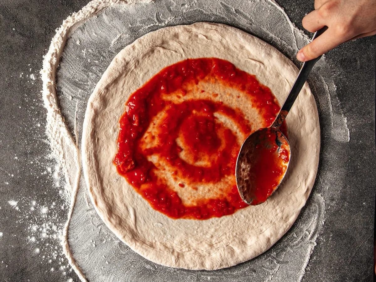 Massa de Pizza para Forno a Gás: Receita Perfeita e Crocante