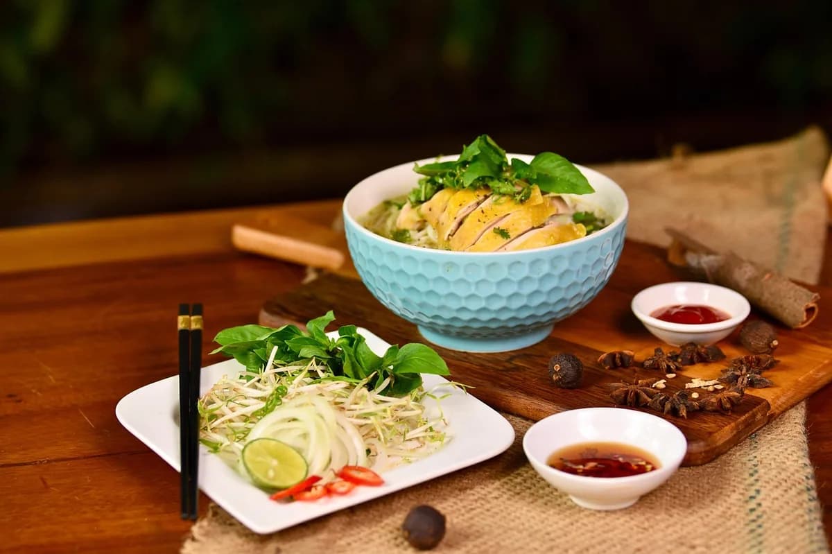 Delicioso Pho Brasileiro: Sabor e Tradição em Cada Tigela