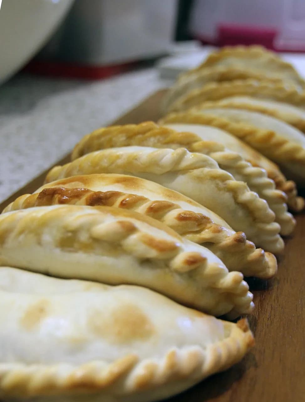 Empanadas Recheadas: Sabor e Tradição em Cada Mordida