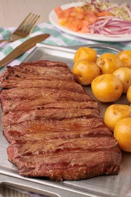 Fraldinha ao Alho: Sabor e Tradição em Cada Garfada