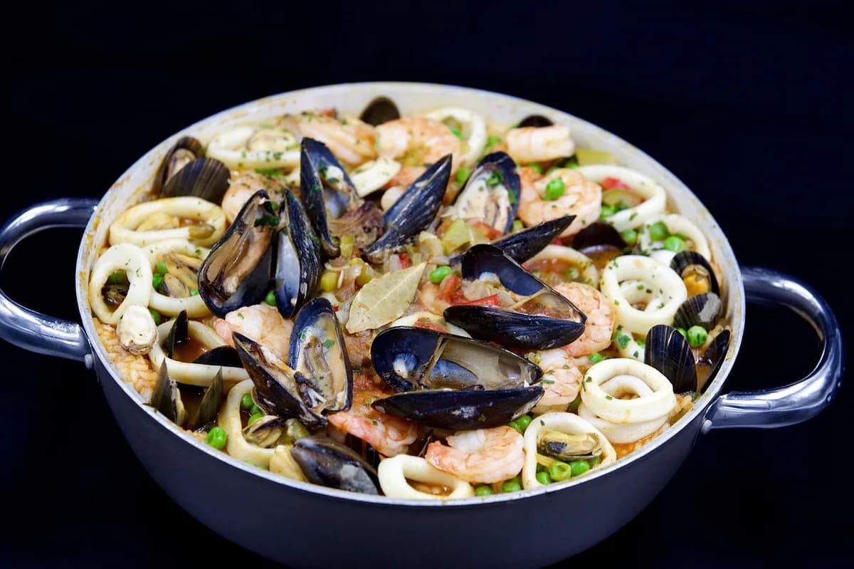 Jambalaya Tradicional com Frutos do Mar