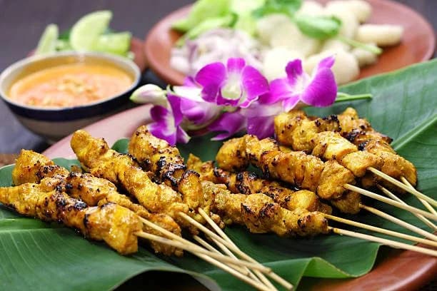 Saboreie o Melhor Frango Satay: Uma Delícia Tailandesa