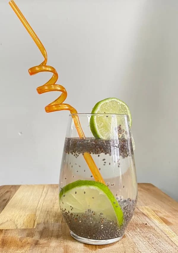 Refresque-se com o Suco de Limão e Chia