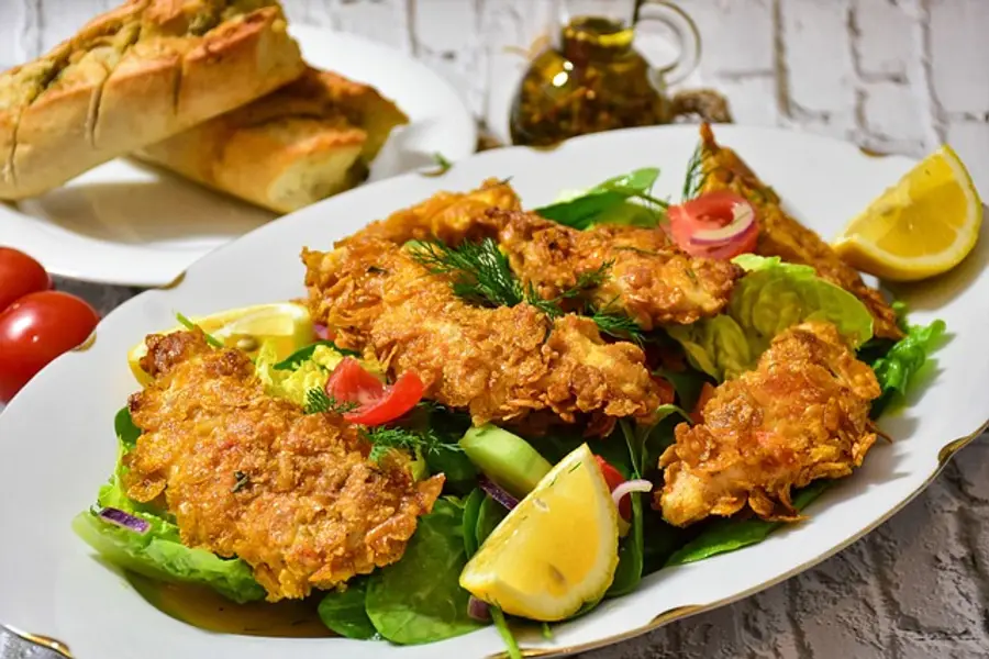Frango Crocante de Forno: O Segredo da Casquinha Dourada com Flocos de Farelo