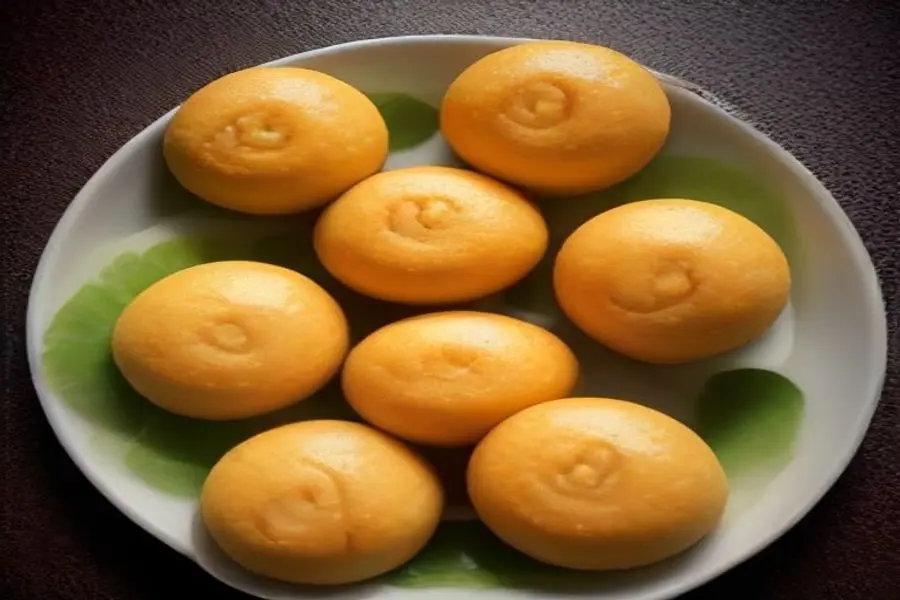 Pães de Queijo Recheados: Costelinha Defumada ao Molho BBQ Artesanal
