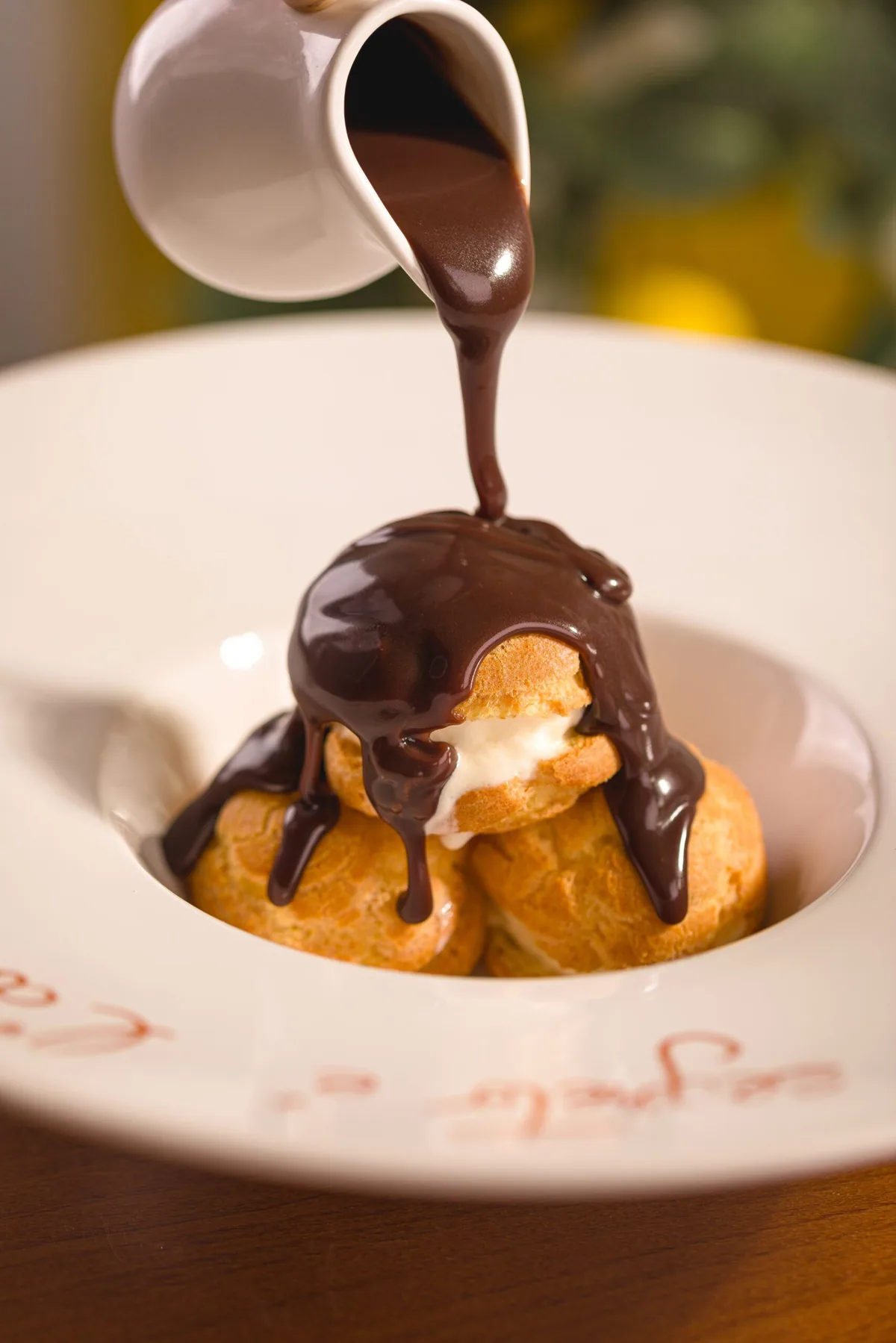 Profiteroles Recheados