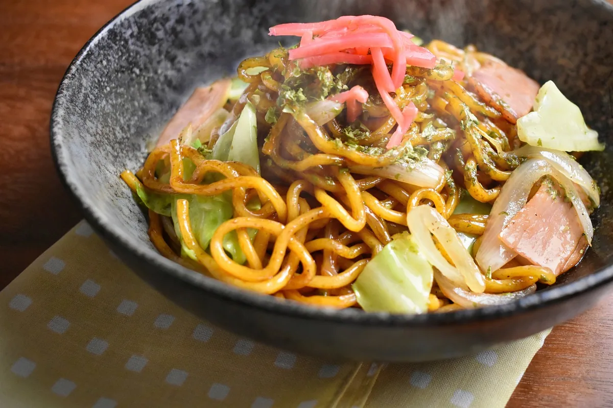 Yakisoba Vegetal: Sabor e Saúde em Um Prato