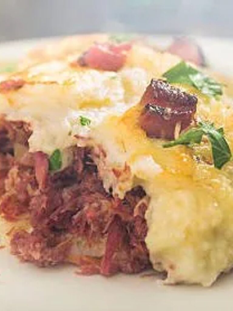 Escondidinho de Carne Seca com Purê de Mandioca