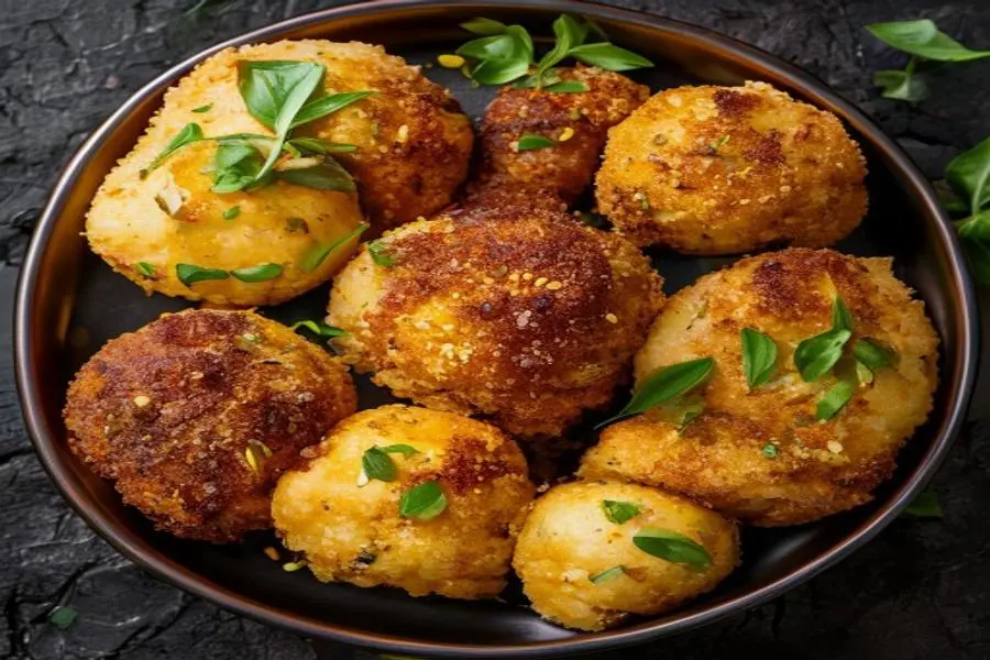 Golden Corn and Jalapeño Fritters: Crunchy and Vegan