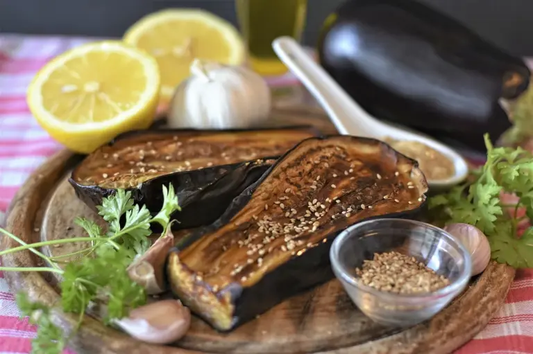 Baba Ganoush: O Delicioso Patê de Berinjela