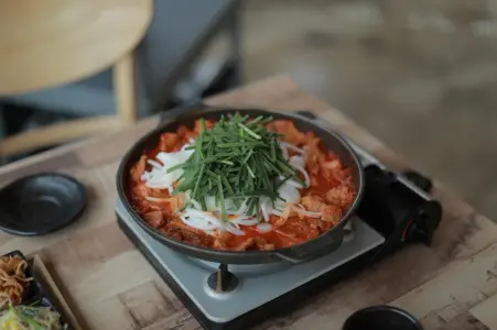 Bulgogi: O Saboroso Prato Coreano que Encanta o Brasil