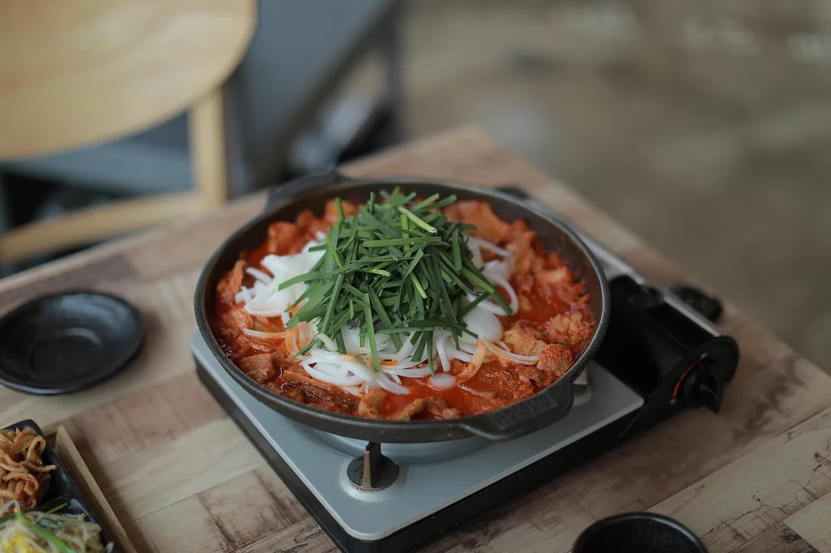 Bulgogi: O Saboroso Prato Coreano que Encanta o Brasil