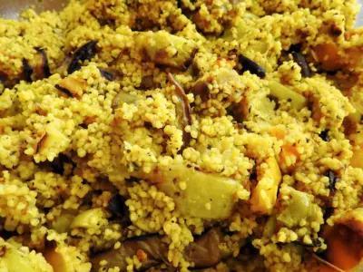 Delicioso Couscous com Legumes e Especiarias