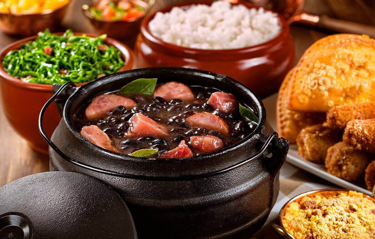 Deliciosa Feijoada Tradicional: A Alma do Brasil