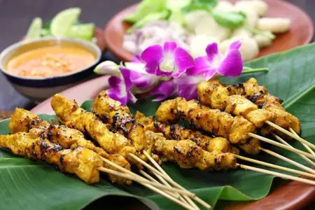 Saboreie o Melhor Frango Satay: Uma Delícia Tailandesa