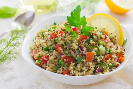 Delicioso Tabule com Quinoa e Hortelã