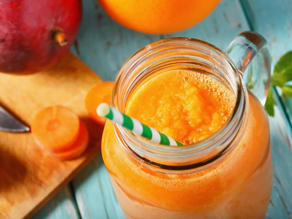 Refresque-se com Vitamina de Manga e Cenoura